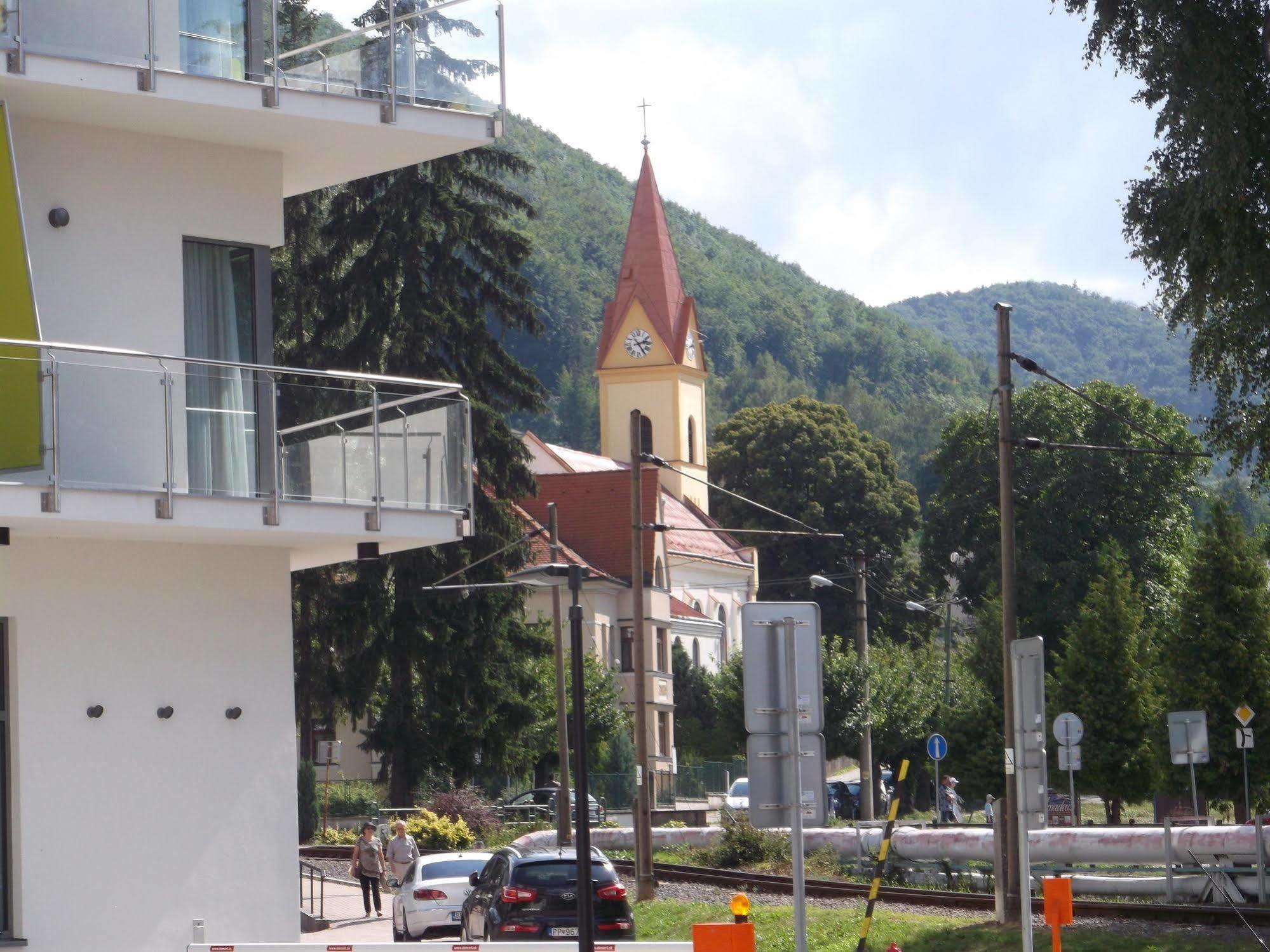 Pikk Trencianske Teplice Apartment Exterior foto